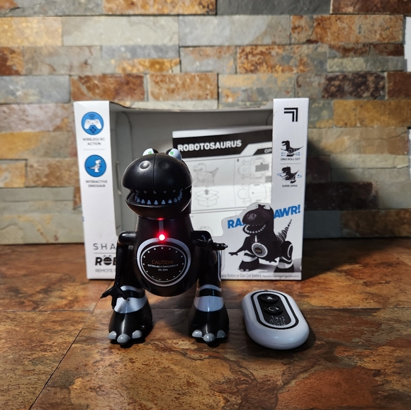 sharper image • Robotosaurus • Interactive Dinosaur •Remote Control Robotic Dino - Picture 6 of 6